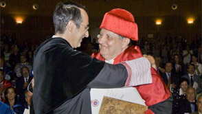 D. Gustavo Villapalos nombrado Doctor Honoris Causa